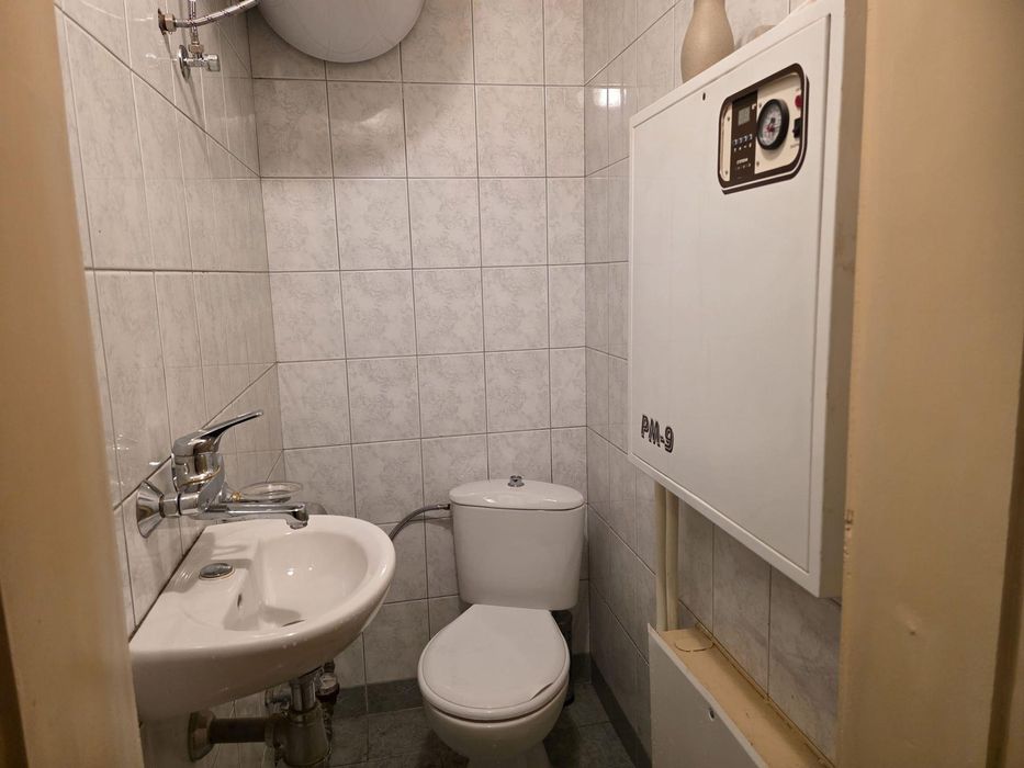 Дава се под наем Тристаен апартамент в София, Бъкстон - 85 кв.м за 741 € - Снимка #7