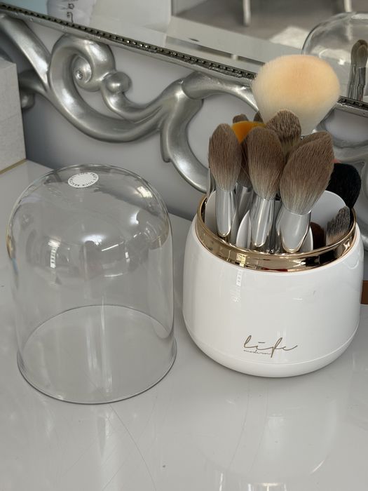 Органайзер для кистей