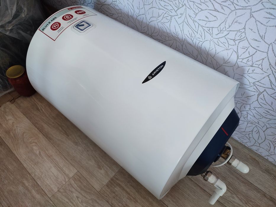 Продам новый Ariston