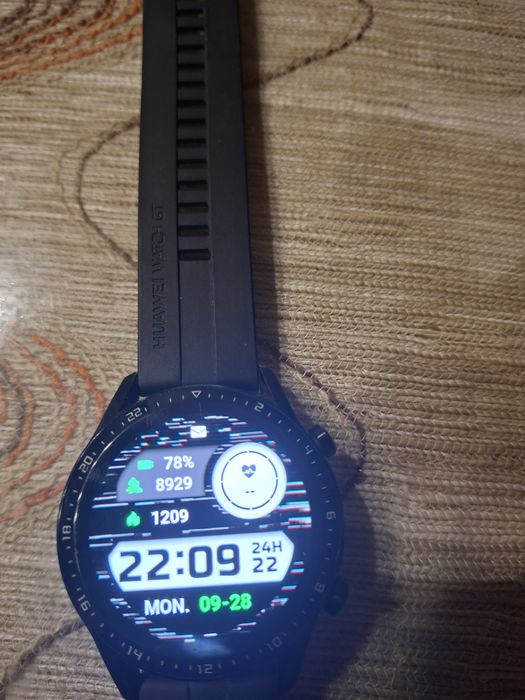 Часовник Huawei GT2