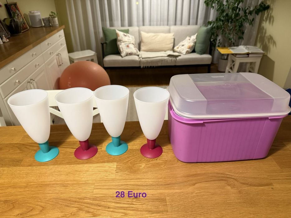 Съдове на Tupperware