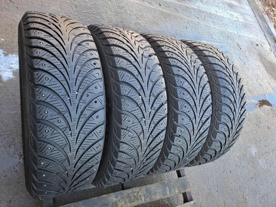 4бр. Зимни гуми с Шипове 195/65/15 SAVA Eskimo Stud