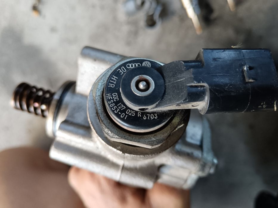 Дюзи ГНП бобини рейка датчик 1.6 фси 115 к.с. Фолксваген Ауди Сеат Шко