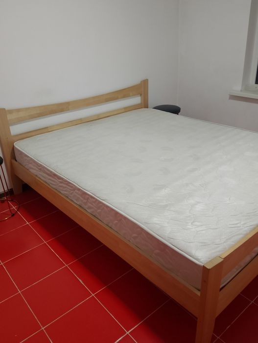 Двухспальная кровать