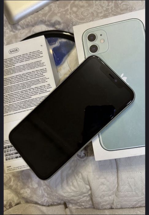 Iphone 11 зеленый