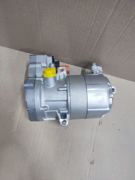 Compresor AC Bmw seria 5 G60 7 G70 U11 U10 U06 PHEV