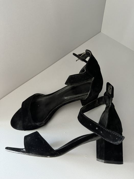 Официални обувки