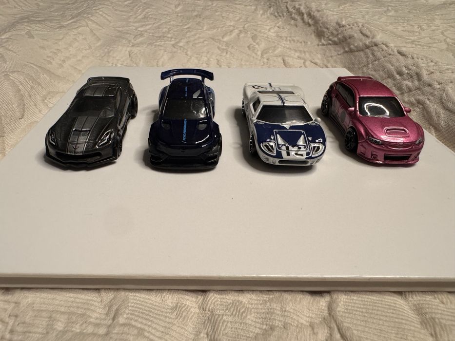 Хот Вилсы Б/У в отличном состоянии