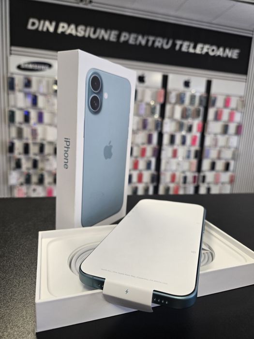 Iphone 16+ Plus / Ultramarine / nou / DeluxGSM