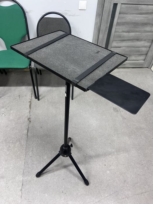 Стойка для ноутбука