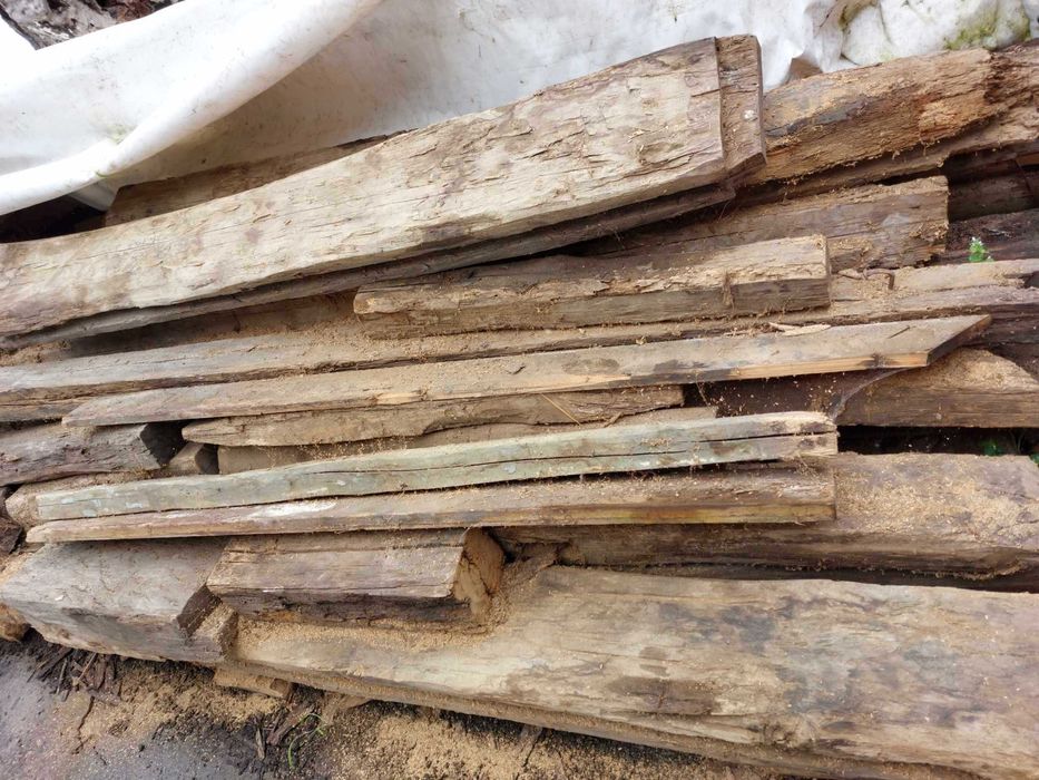 Grinzi Vechi Brad Si Stejar Lemn pentru prelucrare de peste 130 ani !