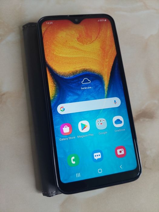 Vând Samsung Galaxy A20e albastru [impecabil] + husă BONUS //poze reale