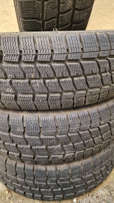 Зимни гуми VREDSTEIN COMTRAC2 - 215/75/16 - 114/116C - DOT 0725