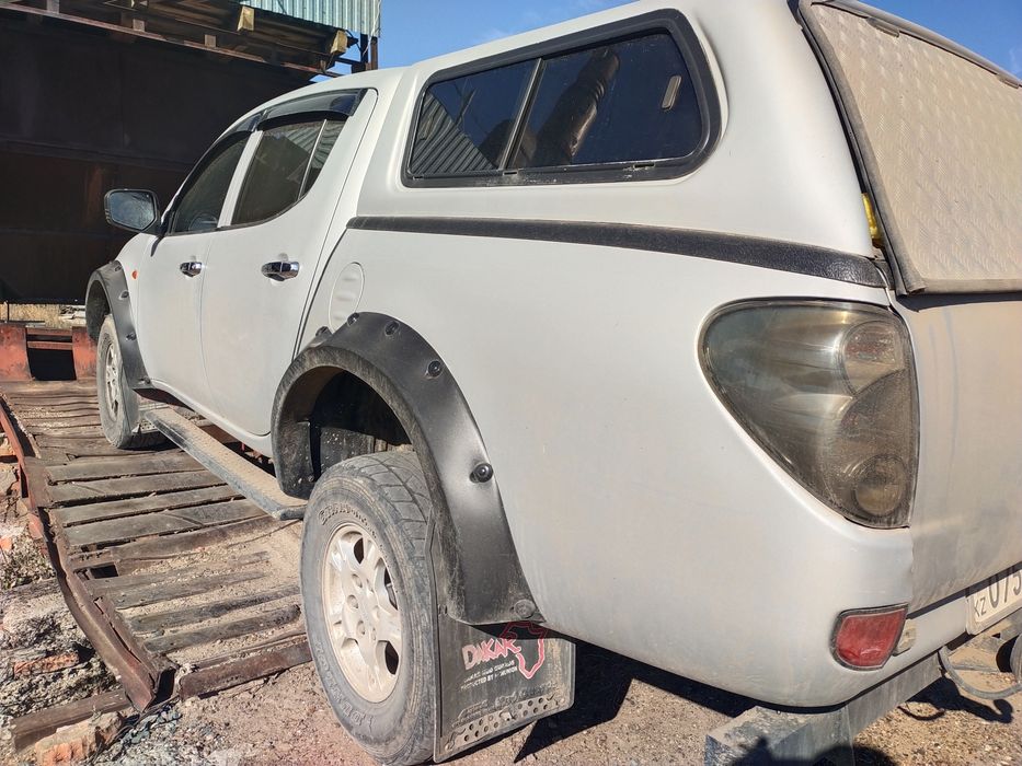 Продам Mitsubishi L200