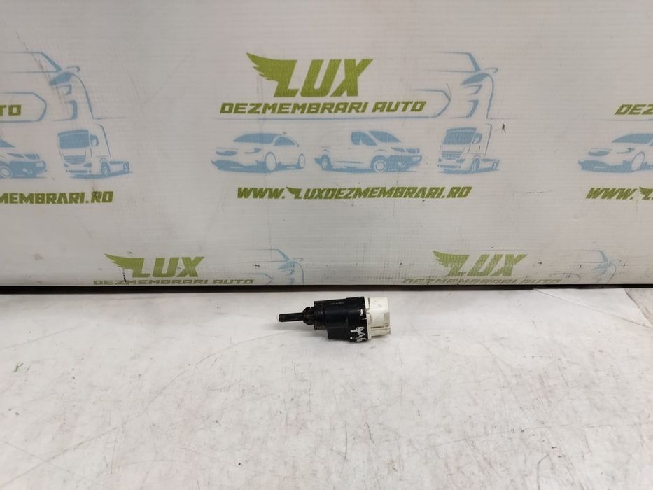 Comutator lumini frana 253206170r Dacia Duster 1 (2010 - 2013)