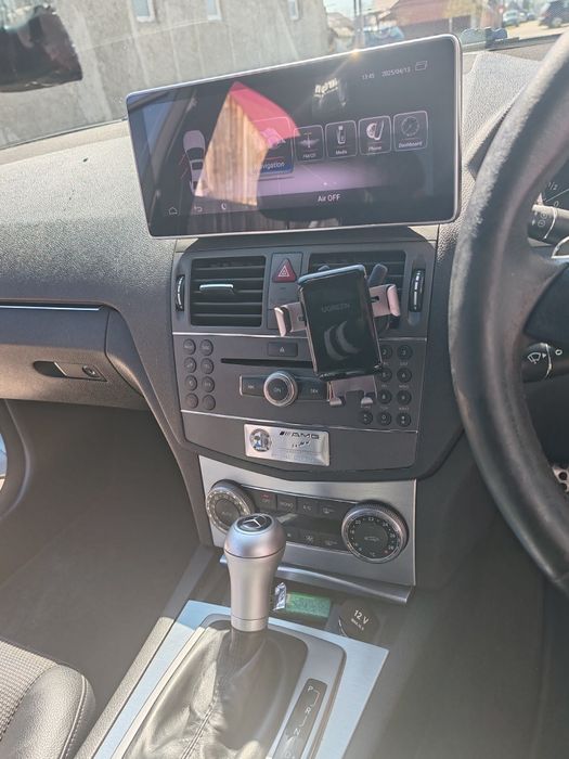 Vând Mercedes-Benz c250