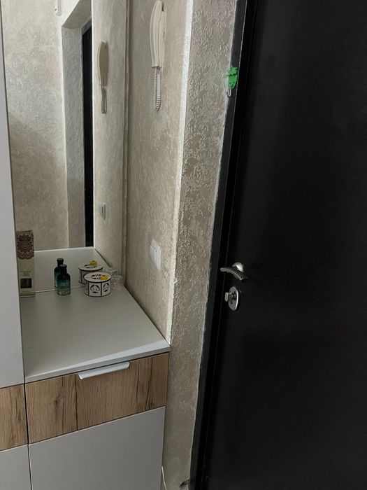 Продам шкаф в прихожую