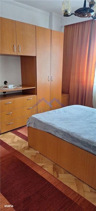 Apartament 3 camere, Cetate, et.3, 2 bai, 2 balcoane