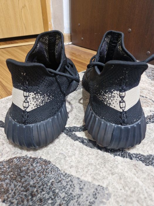 Adidas yeezy 350 v2 oreo
