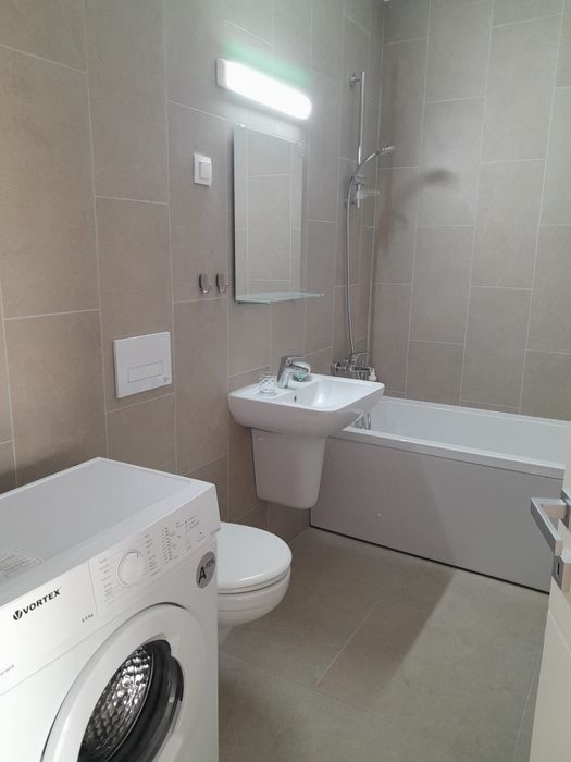 Apartament 2 camere de închiriat