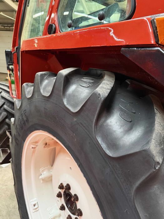 Tractor Fiat Agri 80 90 ore 3500 Fiat 70 90 Fiat 82 94 Fiat 88 94 Fiat 640 New Holland Case Claas Fendt John Deere