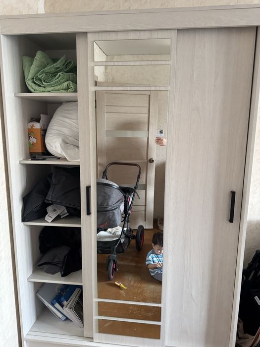 Продам шкаф купе