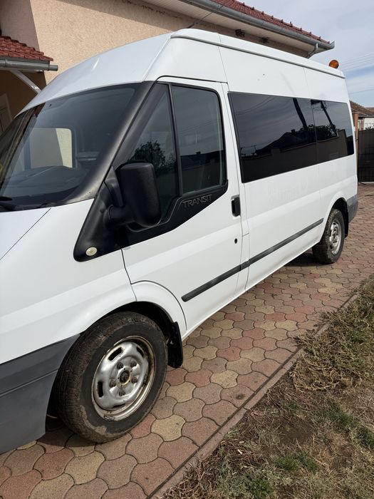 Ford Transit 8+1