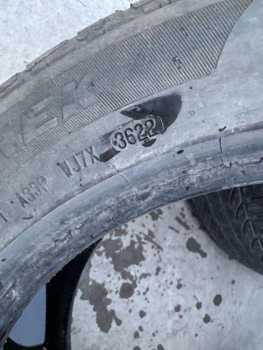 Шины летние 215/55/17