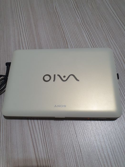Продам нетбук sony vaio