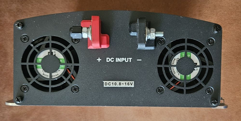 Инвертор Epever 1500w