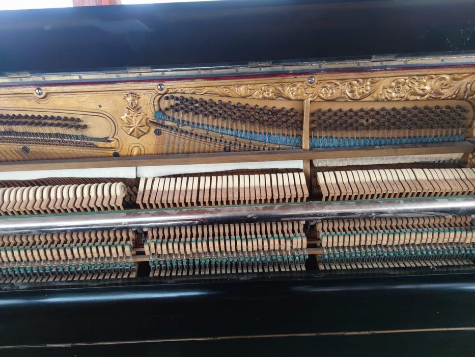 Pianina F. Weber 1880