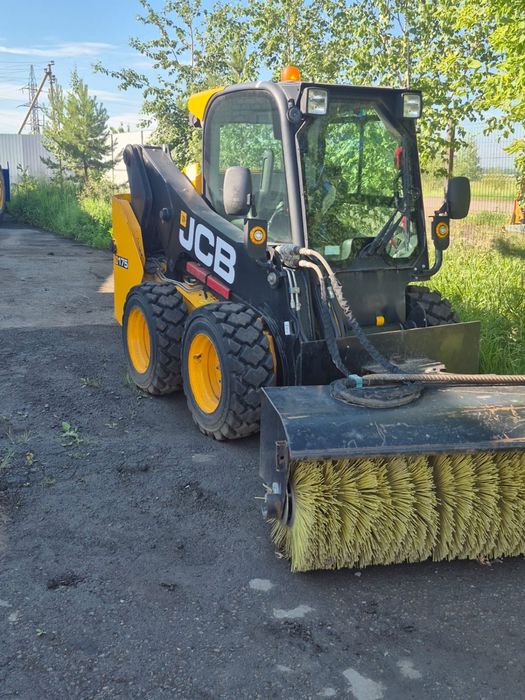 Продам мини погрузчик JCB