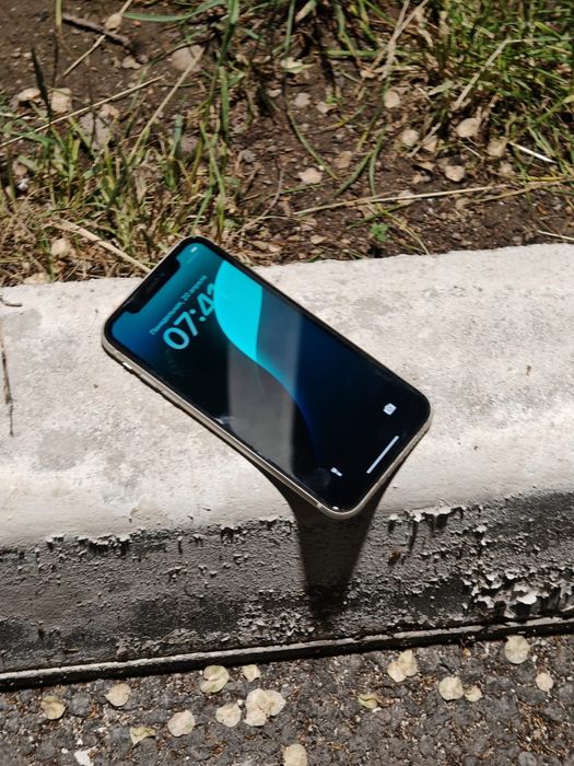 Продам Iphone 11 128gb