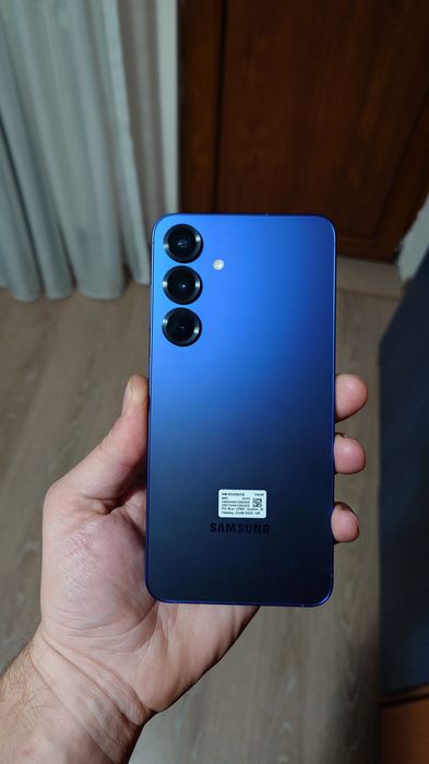 Samsung Galaxy S25 plus