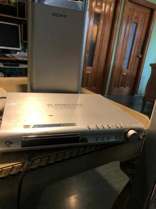 Домашний кинотеатр "Sony"