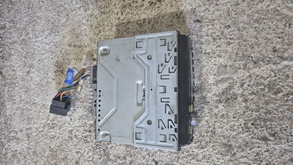 Casetofon Pioneer DEH-7300BT