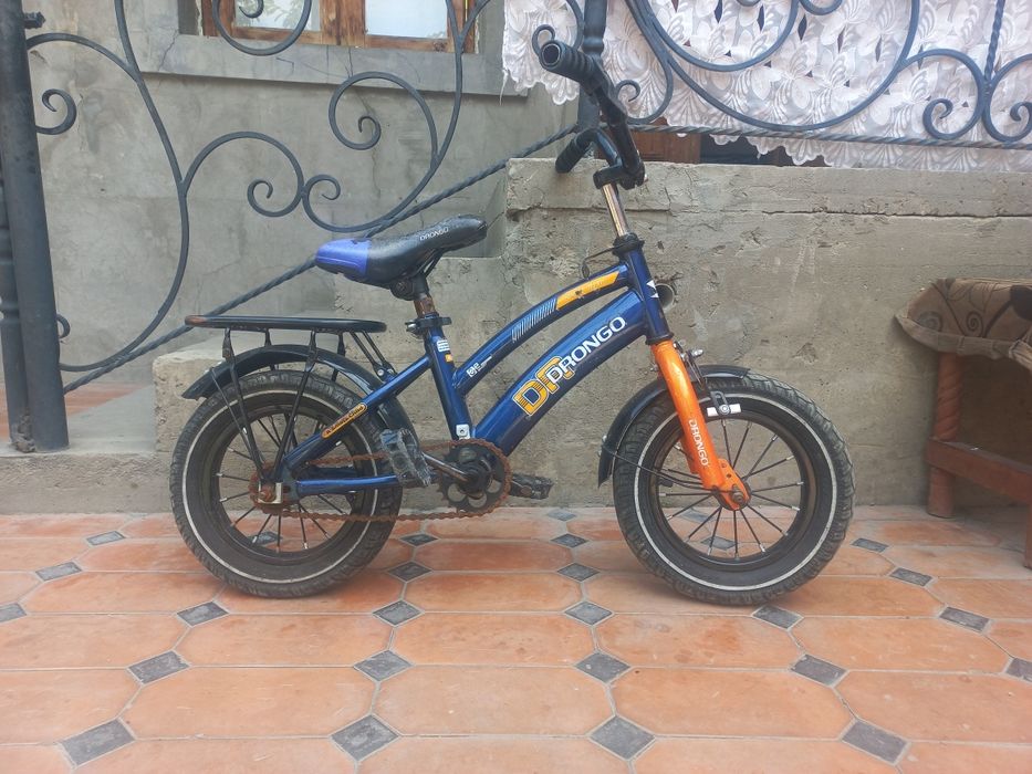 Kichkina veloseped sotiladi