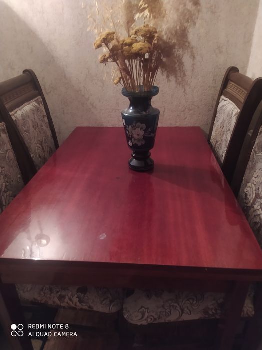 Деревянный стол , Югославия