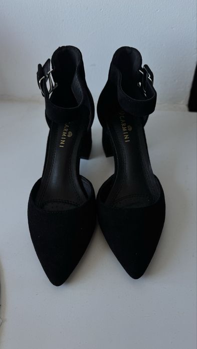 Продам женские  туфли