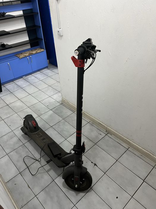 Продается электросамокат Tribe