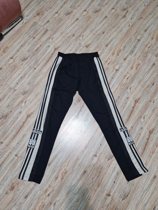 Pantaloni Adidas - super calitate