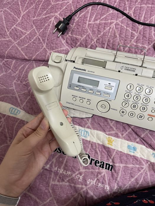 продам факс panasonic KX-FP218