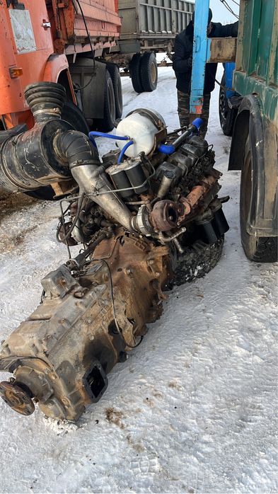 Двигатель камаз  евро 1 с коробкой