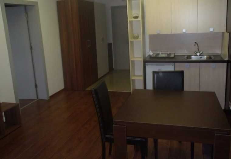 Дава се под наем Двустаен апартамент в София, Слатина - 50 кв.м за 348.84 € - Снимка #2