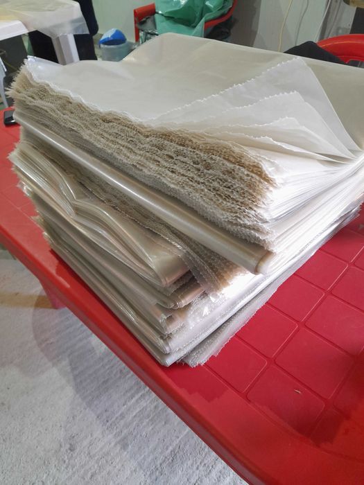 Saci plastic pentru peleti/bricheti.Ne aliniem la pretul peletilor!