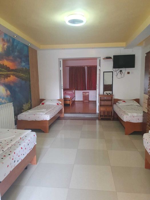 Afacere la cheie, Pensiune 3 stele.