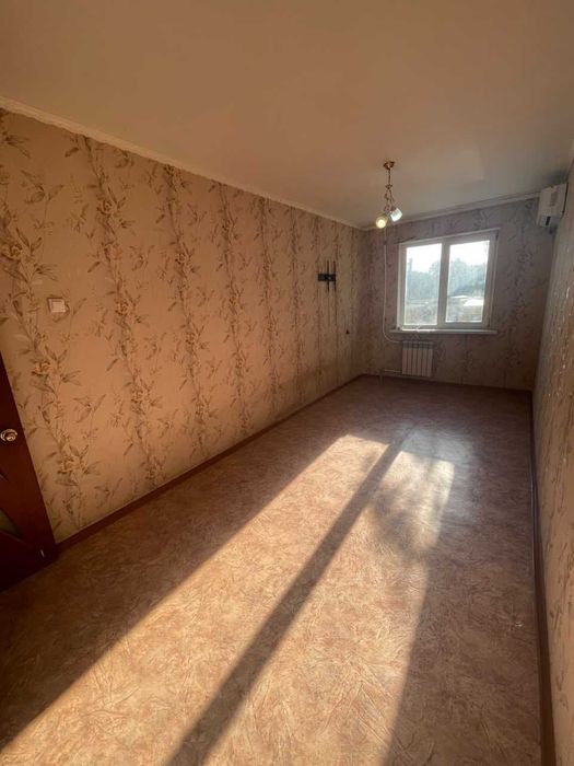 Продам 2-х квартиру, 5 микрорайон.