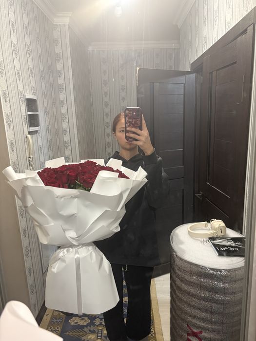 51 роза метровые