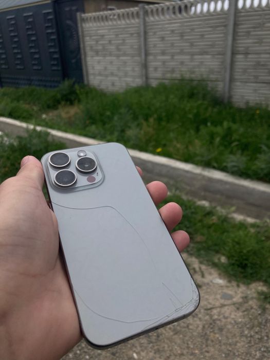 Идеал iPhone 15  Pro Айфон 15 Про