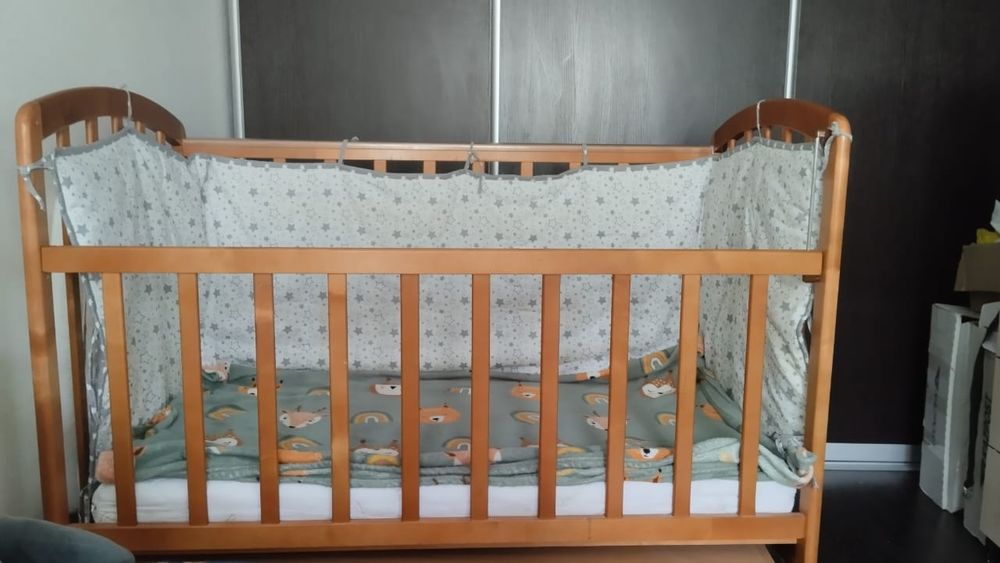 Продам детская кроватка